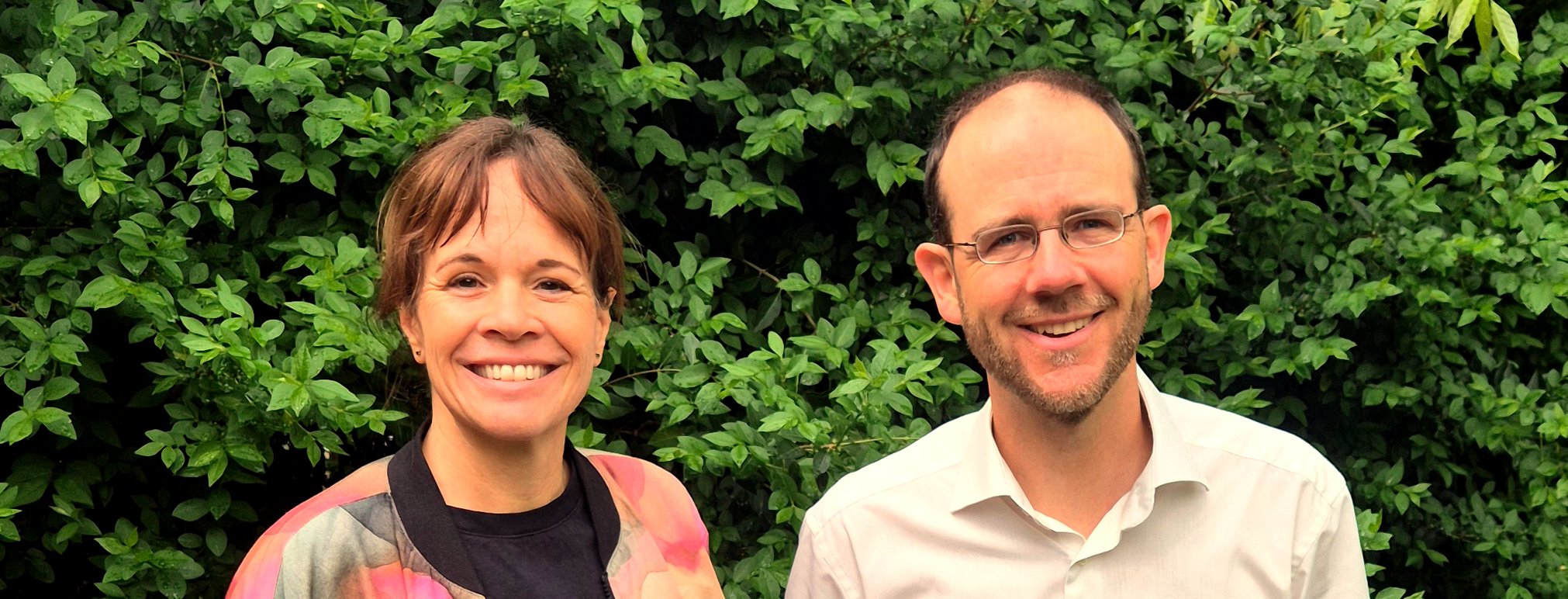 Zwei Mediatoren mediieren, klären und lösen Konflikte.